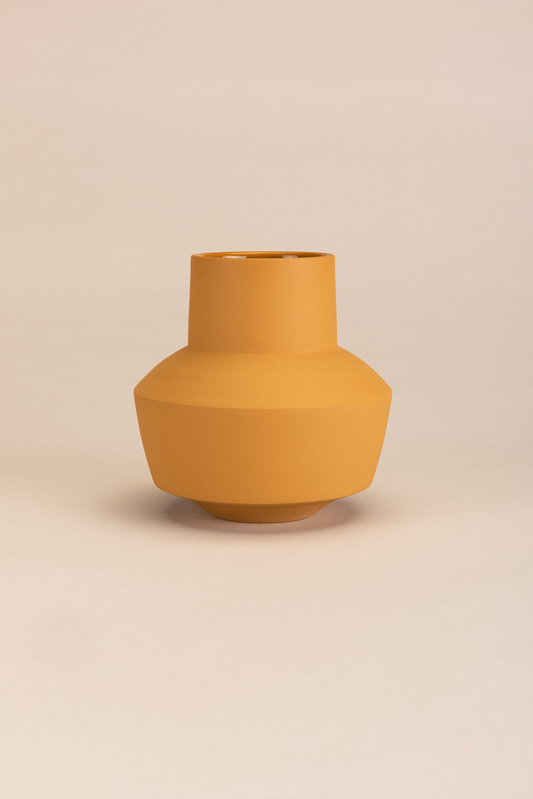 vase – brick